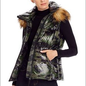 Aqua Faux Fur-Trim Camo Puffer Vest - NWT
